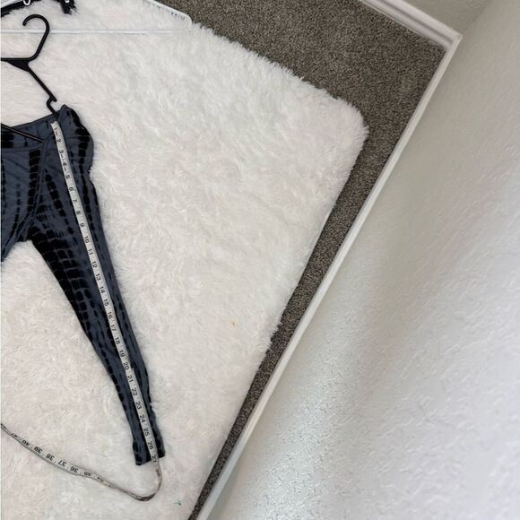 Kaufman Franco Asymmetrical Blue and Black Tie-Dye Top Tunic Size L - Picture 9 of 9